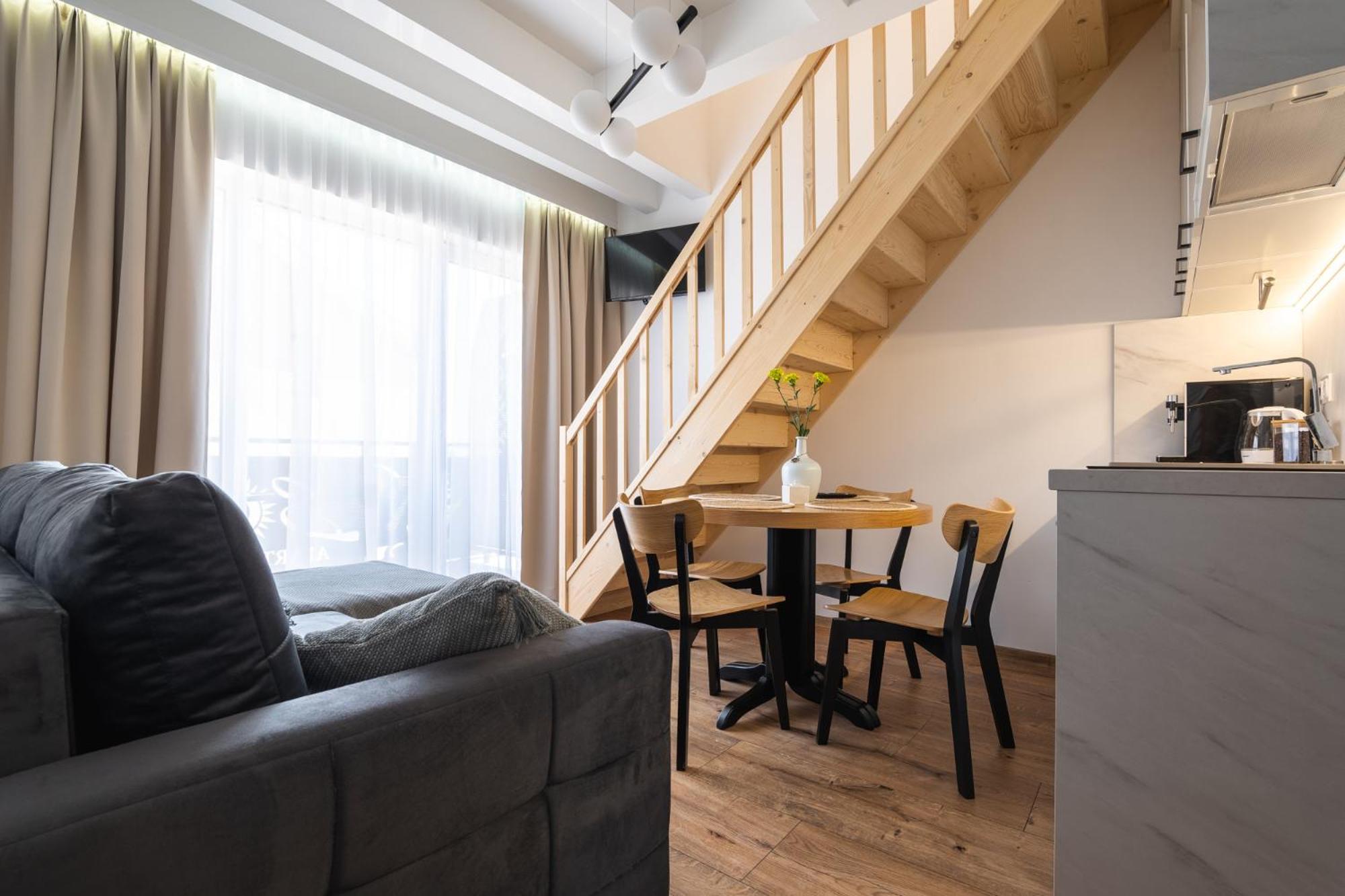 Solek Apartamenty I Pokoje Goscinne Mielno  Exterior photo